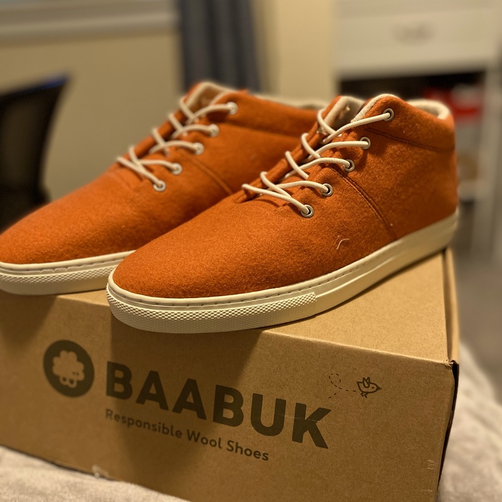 BAABUK Wool shoes **BRAND NEW**